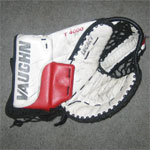 Chris Terreri New Jersey Devils Game Used Goalie Glove